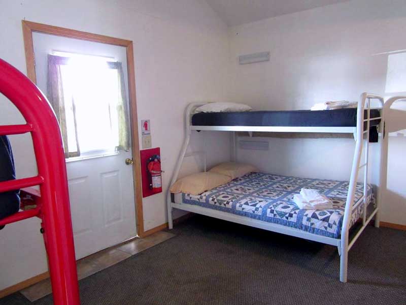 All Seasons Campground - Cabin Beds